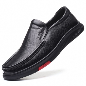 2022 Hösten Mäns Varma Fleeceskor Läder Fashion Business Slip-on Skor Andas Bekväma Pappa