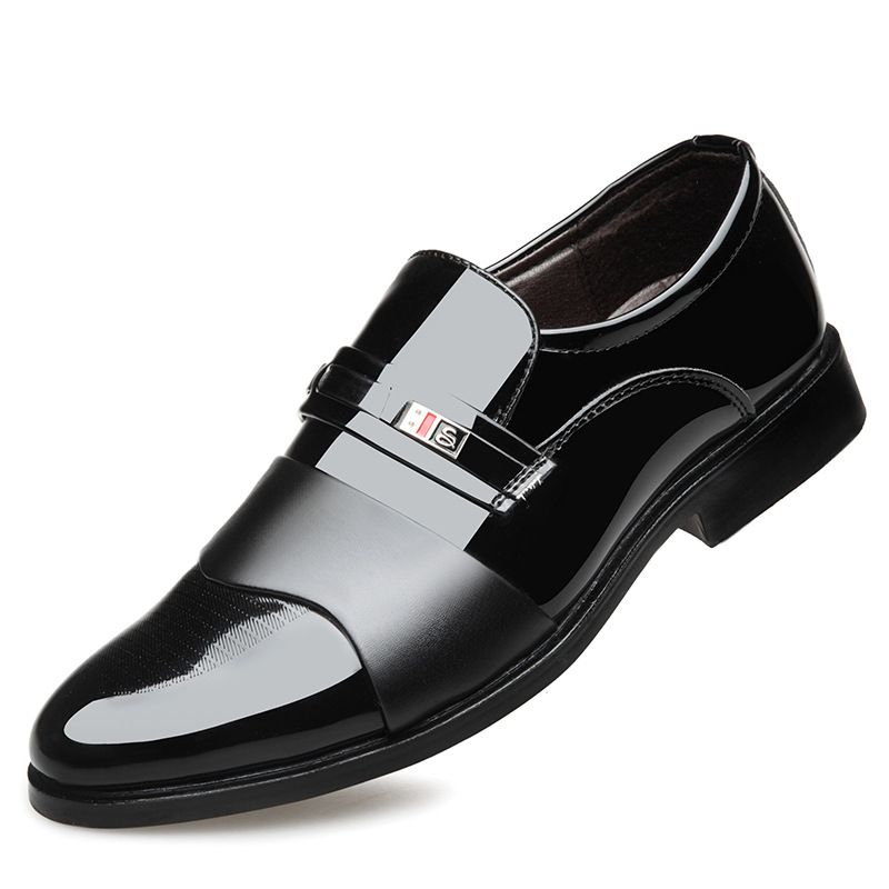 Brittiskt Mode Herrskor Glänsande Business Casual Läderskor Enkla Lackläder Set Fot