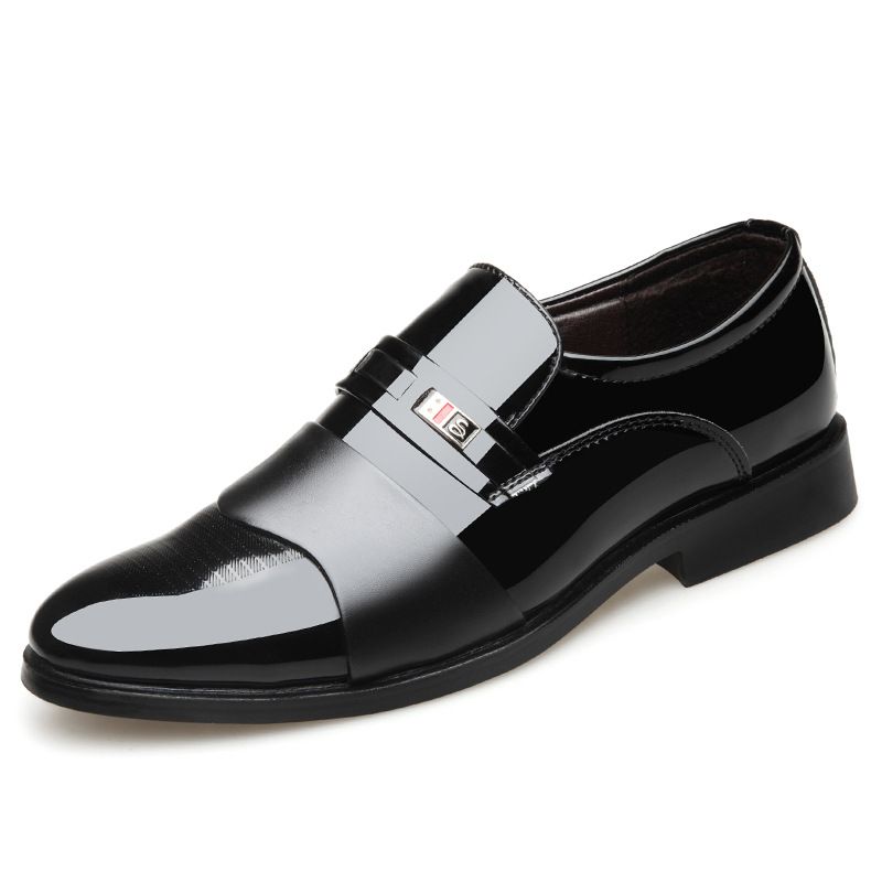 Brittiskt Mode Herrskor Glänsande Business Casual Läderskor Enkla Lackläder Set Fot