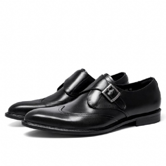 Läderskor Män 2022 Sommar Business Casual Brittiskt Mode Läderspänne Set Fotklänning Skor Herr